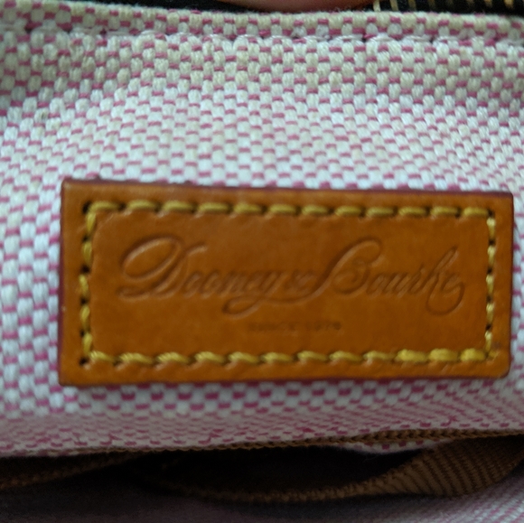 Dooney & Bourke crossbody and matching coin purse - Picture 6 of 12